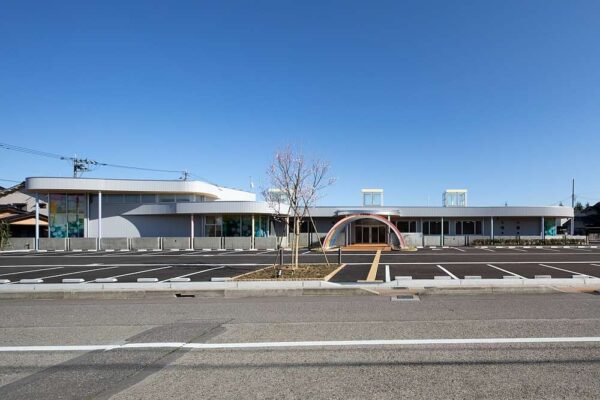 東邦シートフレーム株式会社 意匠性プレコートの施工事例